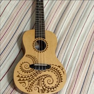 Luna Ukulele